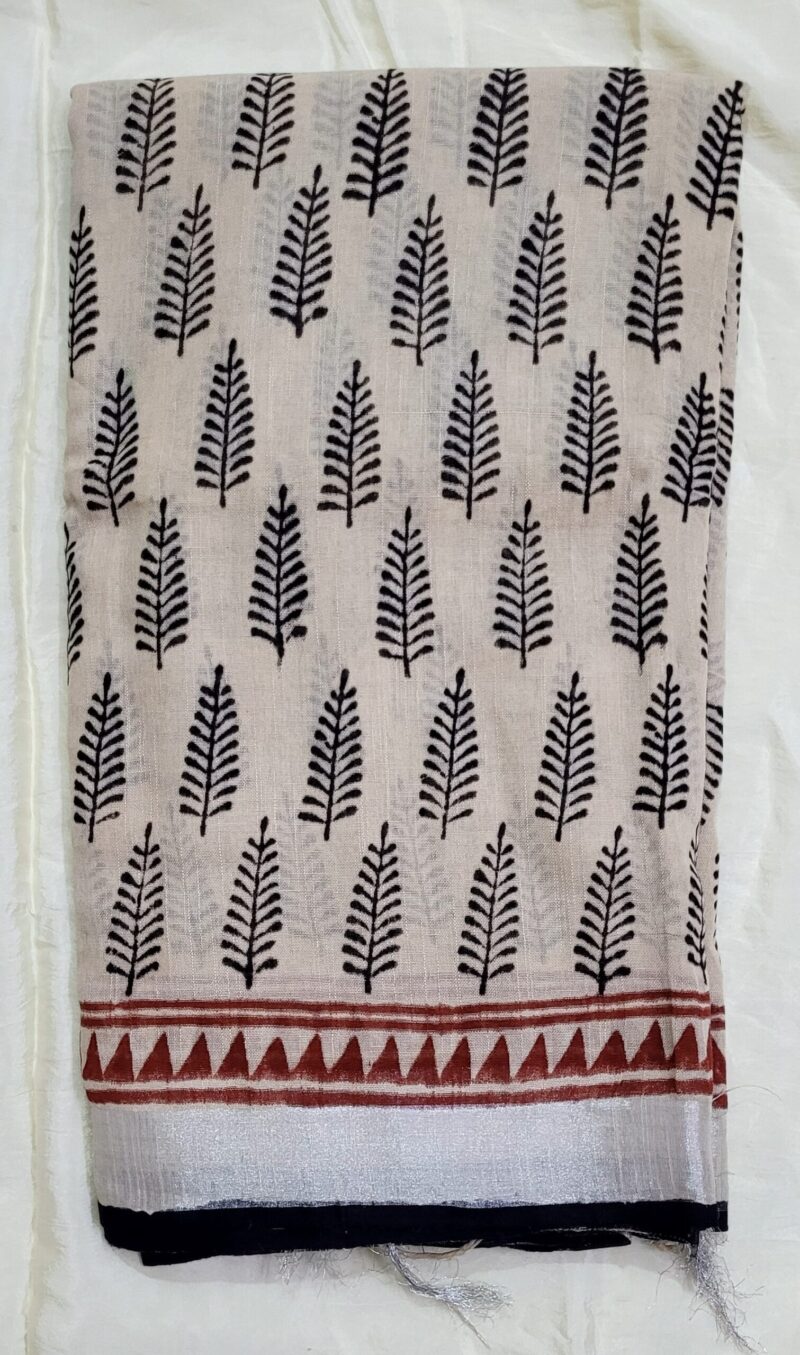 Earthen Fern Pure Bagru Linen Saree-natural dyes - Image 4